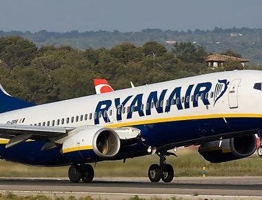 Η Ryanair διακόπτει τις εσωτερικές πτήσεις στην Ελλάδα - Κλείνει την βάση της στα Χανιά